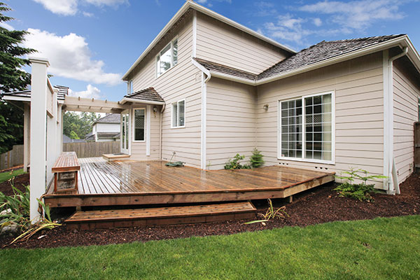 Deck and Privacy Fence Installation | R Contracting Services